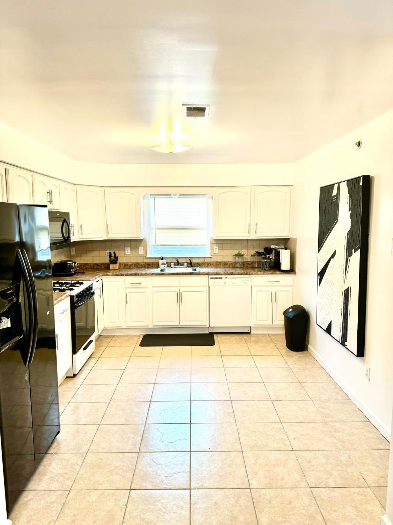 Stylish Evergreen Apartment By Newark Airport Extérieur photo