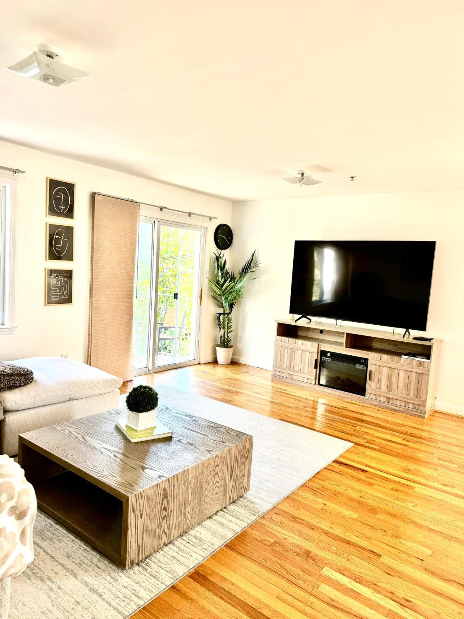 Stylish Evergreen Apartment By Newark Airport Extérieur photo